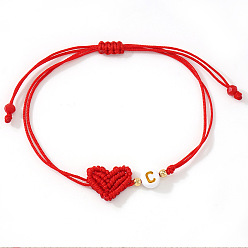 Letter C Браслеты из плетеных бусин из латуни и смолы, Регулируемые браслеты из волоконного шнура в форме сердца для женщин, плоские круглые с буквы, буква С, 11.02 дюйм (28 см)