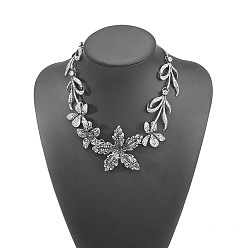 Argent Antique Colliers plastron en alliage, cristal et strass en forme de fleur pour femmes, argent antique, 17.13 pouce (43.5 cm)
