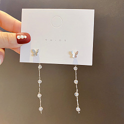 Бабочка Серьги-гвоздики с кисточками из латуни с микропаве из прозрачных кубических цирконий, золотые, бабочка, 55 мм