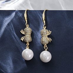 Настоящее золото 18K Серьги-подвески из латуни с прозрачным кубическим цирконием и прозрачным паве, с ABS имитации жемчуга, стойки покрытие, долговечный, без свинца и без кадмия, бантом с круглой, реальный 18 k позолоченный, 48x10 мм