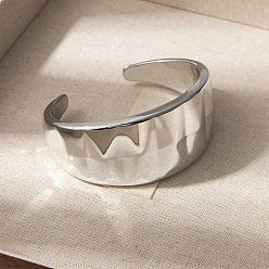 Платина Текстурированные пластиковые браслеты-манжеты для женщин, платина, внутренний диаметр: 2.56 дюйм (6.5 см)