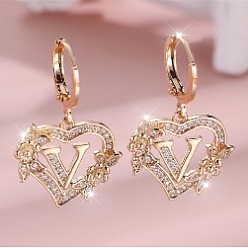 Letter V Серьги-кольца из латуни с микропаве и прозрачным кубическим цирконием в форме сердца, золотые, Буква V, 34x20 мм