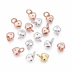 (52) Непрозрачная лаванда Латунные микро проложить кубического циркония прелести, сердце, прозрачные, разноцветные, 7.5x6.5x2 мм, отверстие : 3~3.5 мм