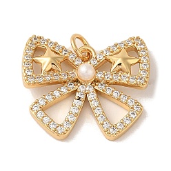 Настоящее золото 18K Покрытие стойки латунь микро паве прозрачный кубический цирконий и пластиковые подвески с жемчугом, долгоиграющий, без свинца и без кадмия, бантом, реальный 18 k позолоченный, 18x21x4.5 мм, отверстие : 3 мм