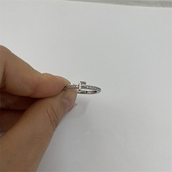 Letter F Кольца из латуни с микропаве, прозрачные кольца с кубическим цирконием, Реальная платина, Буква F, внутренний диаметр: 20 мм