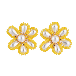 Gold Messing-Ohrclip, mit abs-Kunststoffimitatperlencabochons, Blume, Gold, 34x19 mm