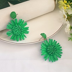 Средний Морско-зеленый Серьги-гвоздики с цветком и травой из латуни, с рафией, золотые, средний морской зеленый, 65x50 мм