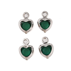 Зеленый Латунные стеклянные подвески с покрытием в форме сердца, без кадмия и без свинца, долговечный, платина, зелёные, 7.5x5x2 мм, отверстие : 1 мм