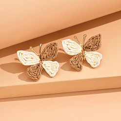 Перу Серьги-гвоздики в виде бабочек из сплава и рафии, золотые, Перу, 34 мм