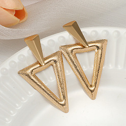 Треугольник Сплав мотаться серьги стержня, золотые, треугольные, 60x35 мм