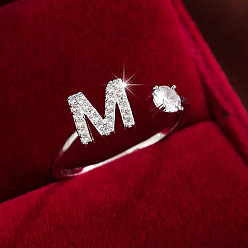 Letter M Кольца-манжеты из латуни и кубического циркония, буквы, платина, Буква М, внутренний диаметр: 17 мм