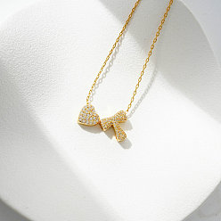 Letter T Ожерелья с подвеской в виде сердца из латуни с микропаве из прозрачного кубического циркония, золотые, Письмо T, 16.14 дюйм (41 см)