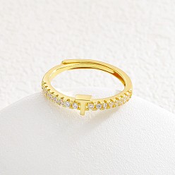 Letter T Регулируемые латунные кольца с микропаве из прозрачных кубических цирконий для женщин, буквы, золотые, Письмо T, внутренний диаметр: 16~19 мм