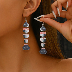 Серый Акриловые серьги-подвески в виде рыбок, платина, серые, 85x18 мм