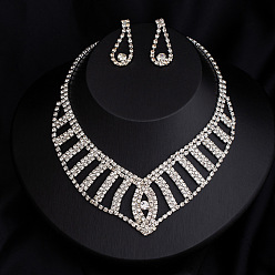 Teardrop Комплекты из цепочки из сплава с кристаллами и стразами, а также серьги-гвоздики., платина, слеза, 560 мм, Кулон : 40 мм