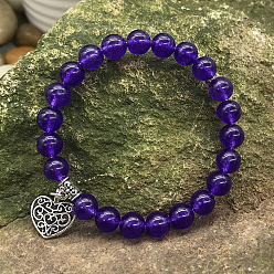 Аметист Эластичные браслеты с круглыми бусинами из натурального аметиста, браслеты с подвесками в виде сердца из сплава для женщин, внутренний диаметр: 7-1/8 дюйм (18 см)