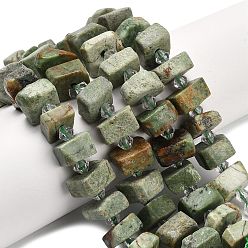 Зеленый Опал Естественный зеленый опал бисер нитей, самородки, граненые, с пластиковой бисера, 14~16x14~16x7~9 мм, отверстие : 1.4~1.8 мм, около 28~31 шт / нитка, 15.04~15.24 дюйм (38.2~38.7 см)