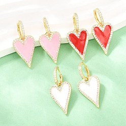 (52) Непрозрачная лаванда Серьги-кольца в форме сердца из латуни с микропаве и прозрачными кубическими циркониями ко Дню святого Валентина, с эмалью, без кадмия и без свинца, долговечный, стойки покрытие, реальный 18 k позолоченный, разноцветные, 34x16 мм