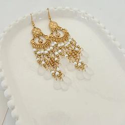 Белый Серьги-люстры из акрила и сплава, слеза, золотые, белые, 110x25 мм