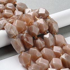 Peach Moonstone Натуральный персиковый лунный камень, с бисером, граненые, ромб, 17~21x13~16x12~15 мм, отверстие : 1.2~1.4 мм, около 18~19 шт / нитка, 15.35~15.79 дюйм (39~40.1 см)