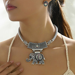 Античное Серебро Ожерелья и комплекты серег-гвоздиков из сплава и смолы в виде слона, античное серебро, 18x15 мм