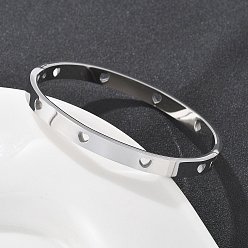 Нержавеющая Сталь Цвет Полое сердце 304 браслеты из нержавеющей стали для женщин, цвет нержавеющей стали, внутренний диаметр: 2x2-3/8 дюйм (5.05x6.05 см)