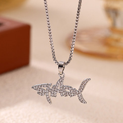 Shark Подвеска из прозрачного кубического циркония с инкрустацией из латуни в стиле «океан», платина, акула, 15.75 дюйм (40 см), Кулон : 15x26 мм