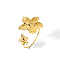 Золотой 304 Браслет-манжета с цветком из нержавеющей стали для женщин, винтажный аксессуар для европейского и американского стиля, золотые, внутренний диаметр: 2.28 дюйм (58 мм)