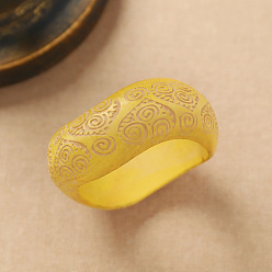 Amarillo Brazaletes étnicos de madera grabada con forma ondulada para mujer, amarillo, diámetro interior: 2.64 pulgada (6.7 cm)